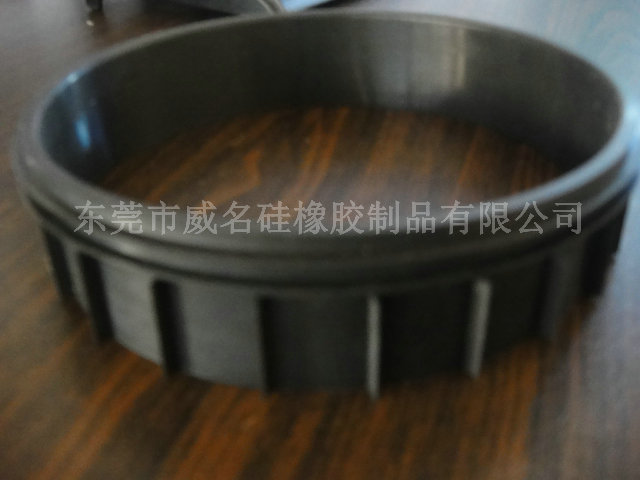 什么是導(dǎo)熱硅膠制品？
