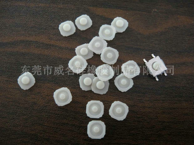有腳單點硅膠按鍵，觸感非常